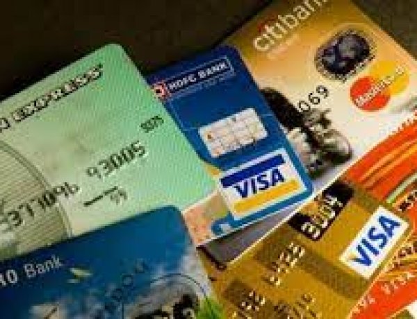 व्यापार  Debit Card, Credit Card को लेकर बदल गए नियम, अपना कार्ड खोल और बंद कर सकते हैं, लिमिट भी तय करें